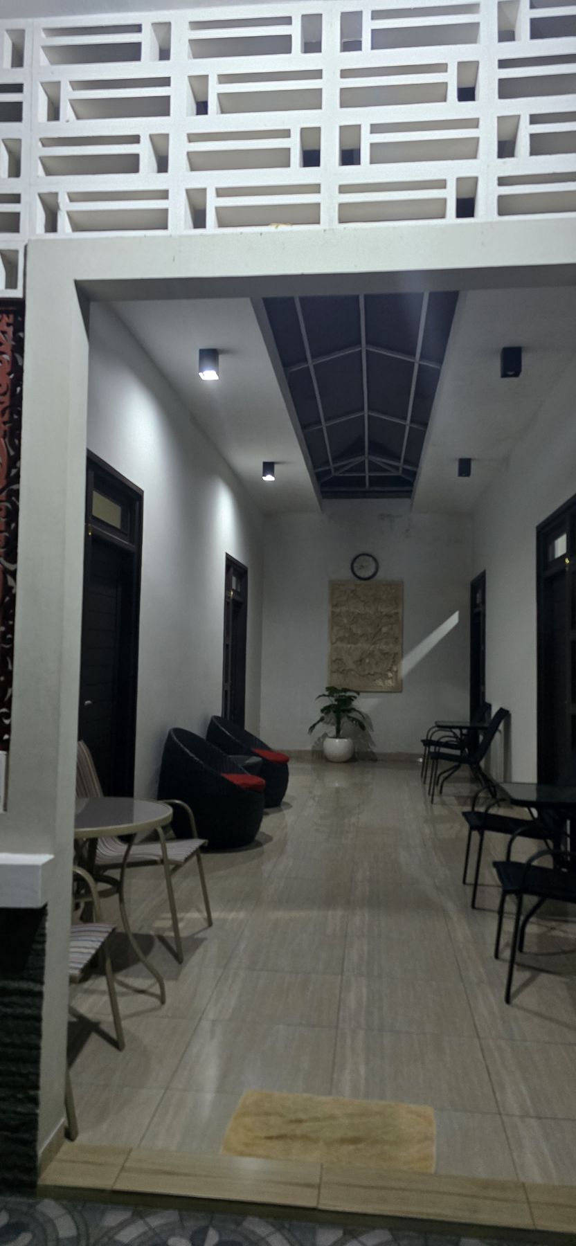 Corridor leading to the rooms